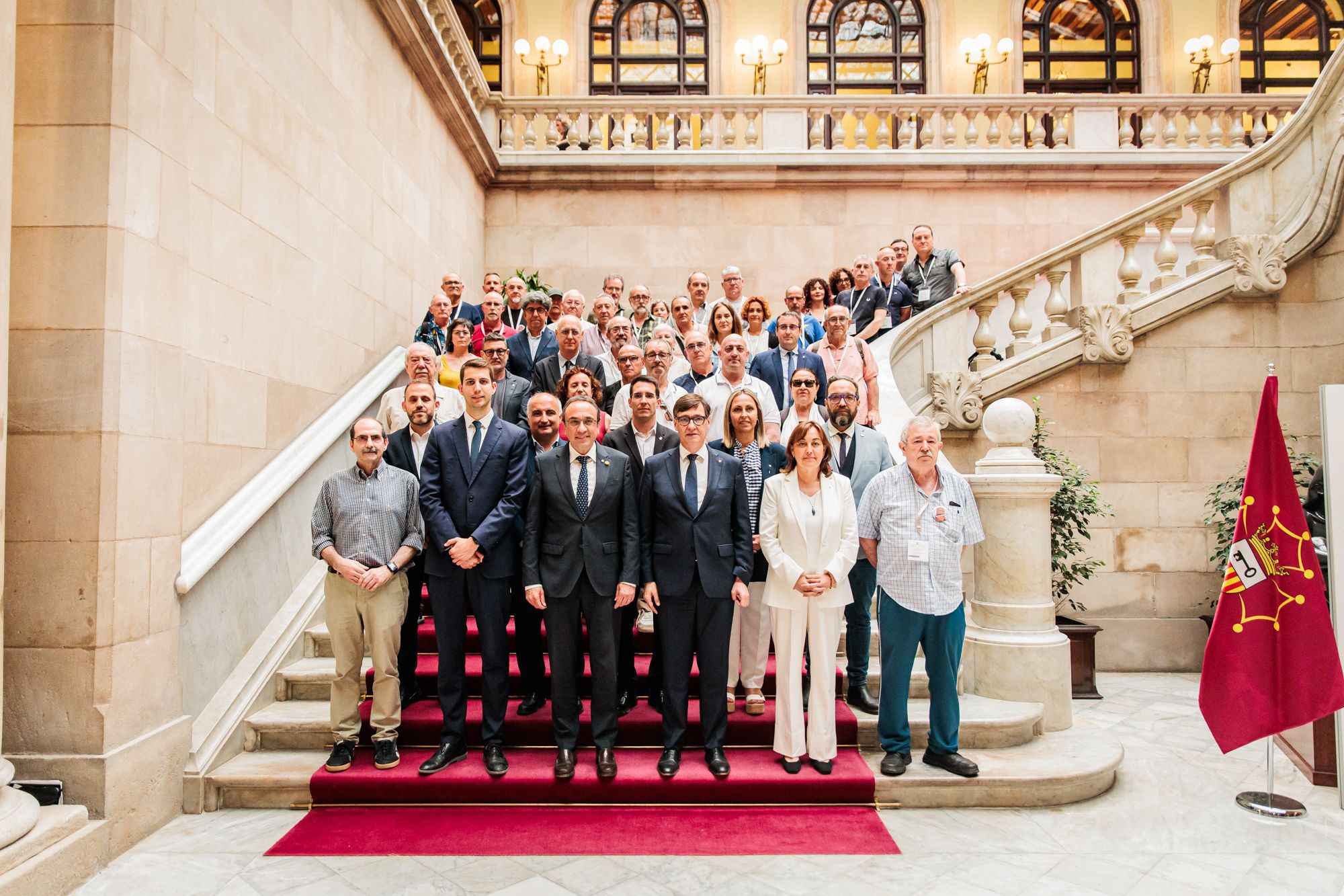 Badia, present a l´aprovació de la llei per a l´erradicació de l'amiant a Catalunya Badia, present a l´aprovació de la llei per a l´erradicació de l'amiant a Catalunya